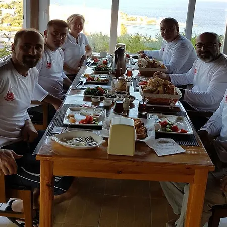 Huzur מלון Siğacık